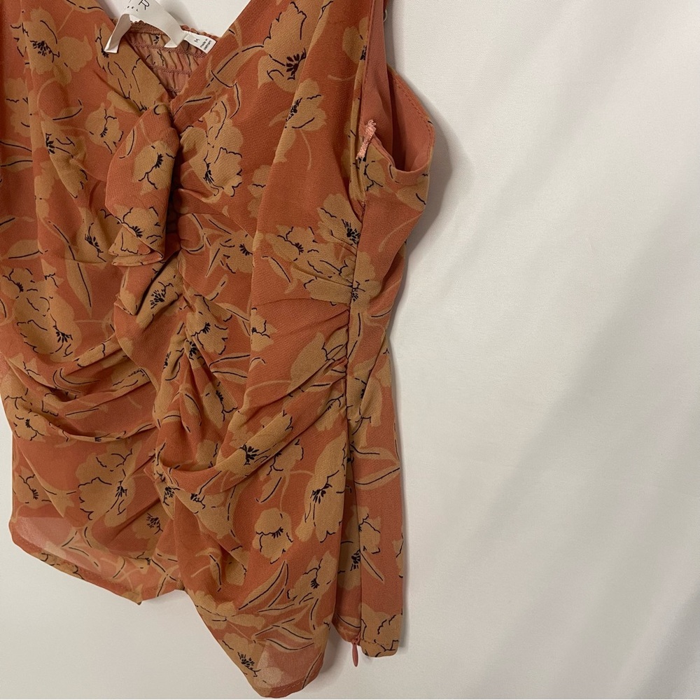 ASTR The Label Side Zip Ruffle Top EUC - Picture 3 of 7
